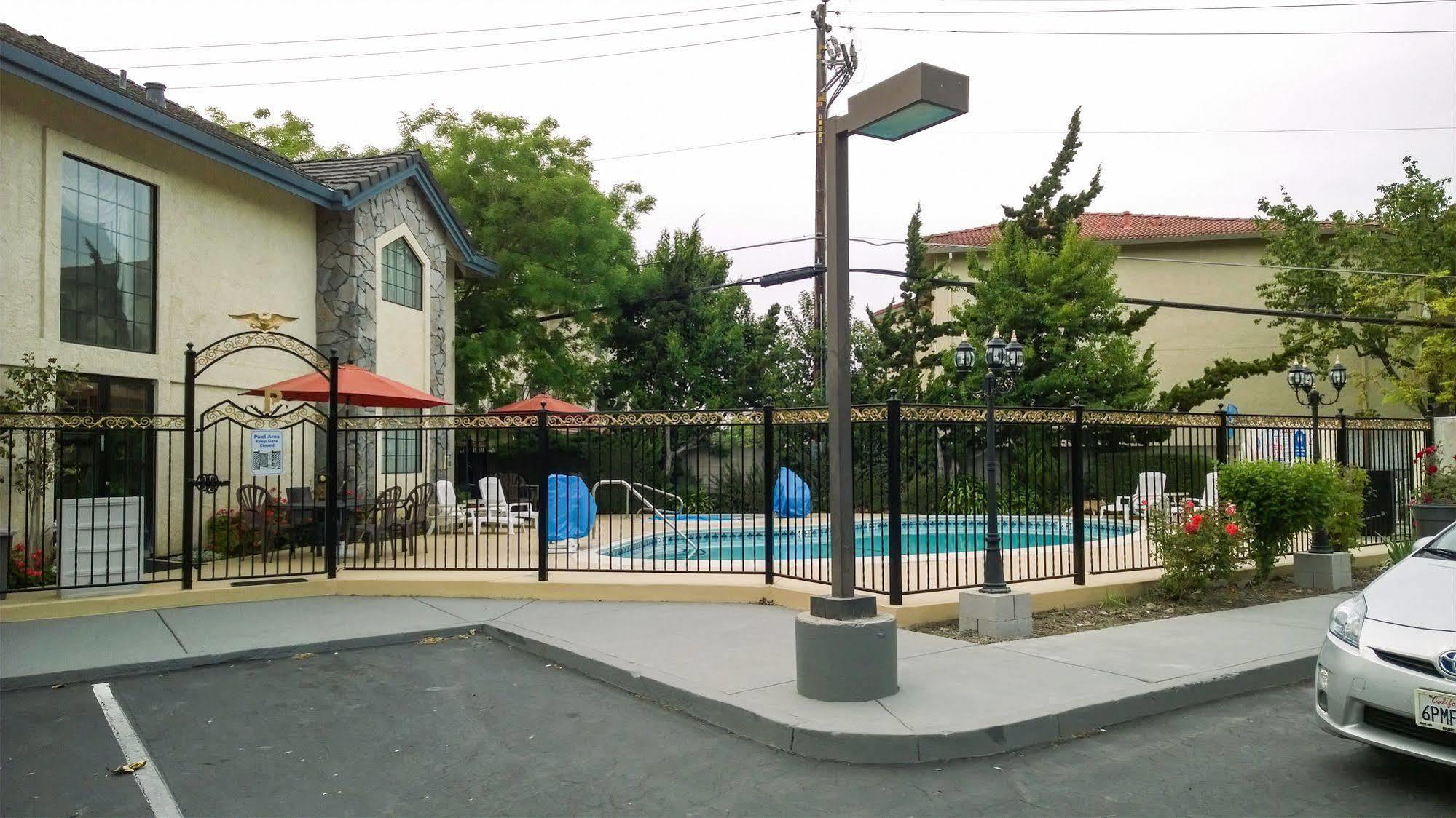 Clarion Inn Silicon Valley San Jose Exterior foto